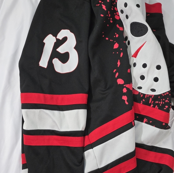 Friday The 13th Jason Voorhees Horror Black Hockey #13 Jersey Men’s Size XL - Picture 9 of 13